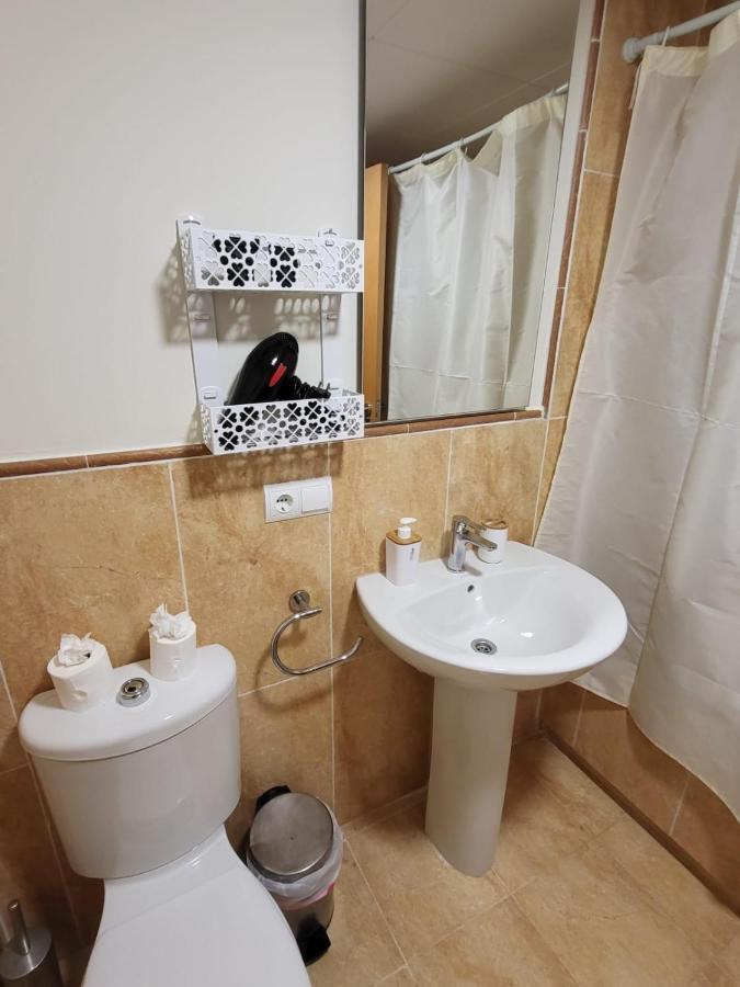 Apartamento Coqueto Con Terraza Y Cerca De La Piscina Comunitaria Y De La Playa! Apartman Playas de Vera Kültér fotó
