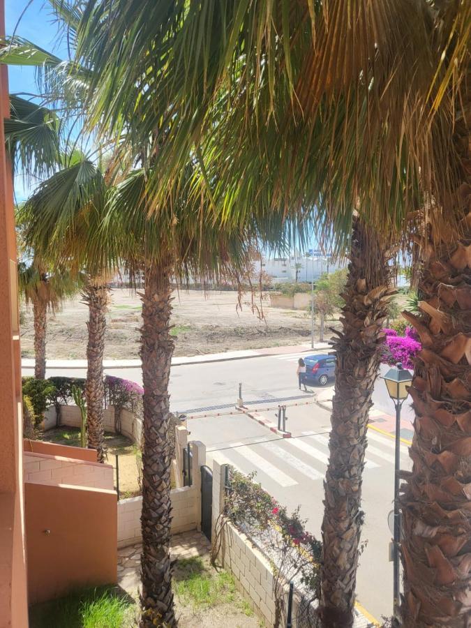 Apartamento Coqueto Con Terraza Y Cerca De La Piscina Comunitaria Y De La Playa! Apartman Playas de Vera Kültér fotó